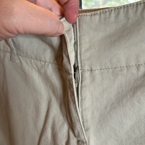 MICHAEL Michael Kors Women's Capri Tan Cuffed Pants Size 10 - Picture 2 of 10